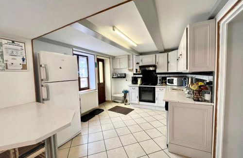 Gîte authentique avec terrasse couverte, 16 km de Gérardmer, 4 chambres, équipement bébé, Wi-Fi inclus - FR-1-589-231 - Foto 11