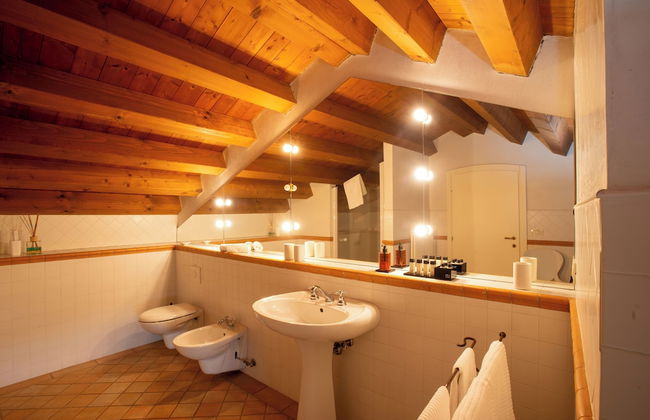 Tenuta Castagnera - Photo 49