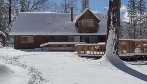 Sequoia Retreat- Spacious Cabin, Hot tub, & Sundeck - Foto 5