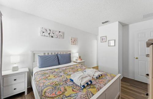 4 BR No carpet Just Remodeled Unit SR1205 - Foto 25