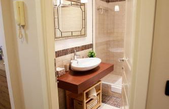 Sofia House with Private Parking - Foto 17