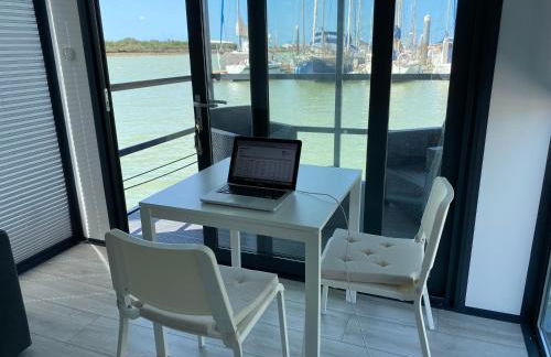 Houseboat Cádiz El Puerto - Casa Flotante - Foto 9