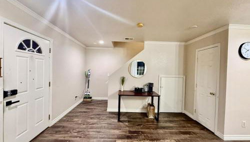 Cozy 4bed home close to everything around SF - Foto 2