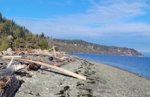 Water Views, Walk to Beach! New Hot Tub! - Foto 60