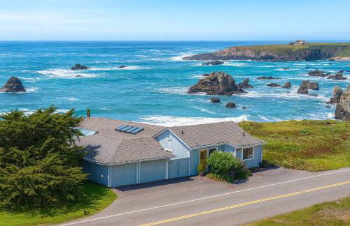 Seaside Elegance Oceanfront Escape with 3 Suites - Foto 30