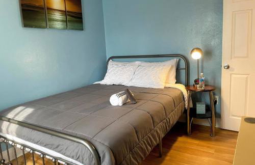 *2brApt 4 beds near Naval Base-6 Flags-Casino* - Photo 32