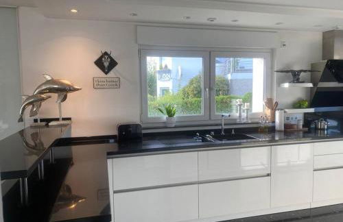 Villa Kaja by Maggie mit Pool, Kamin und traumhaftem Blick auf den Möhnesee - Foto 64