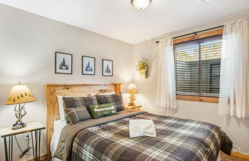 Knotty Pine Escape - Foto 19