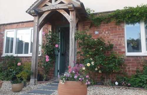 Spacious 4 bed house 10 min from Silverstone - Foto 7