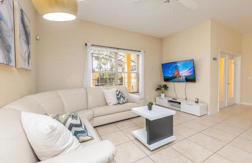 Special Offer Stunning TownHome With Private Pool close to Disney 8960PP - Foto 2
