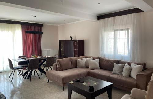 Aristides Guesthouse - Photo 3