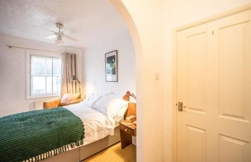 Flat Two, High Street, Saxmundham - Foto 11