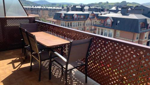 Residencial Sanz-Enea a 100m de la playa - Foto 2