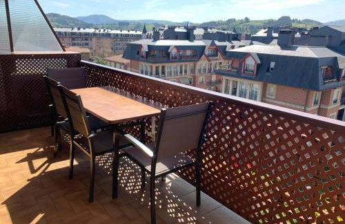 Residencial Sanz-Enea a 100m de la playa - Foto 2