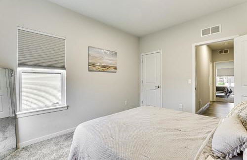 Spacious and Modern Home with Deck in Oregon! - Foto 22