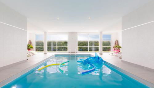 Villa Yana Bretagne Piscine Intérieure partagée et Spa Privatif 100m de la Plage - Foto 2