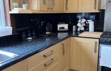 4 bed bungalow near Airport - Foto 28