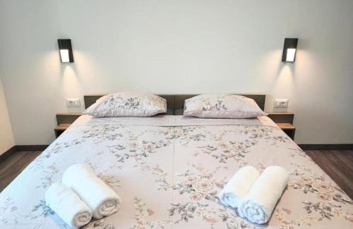 Villa Galant with Pool & Sauna Maru ini - Foto 11