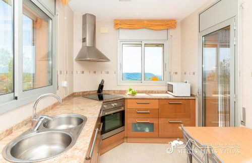 Amazing views Villa Alizee with private pool sea views and Air Conditioning - Foto 13