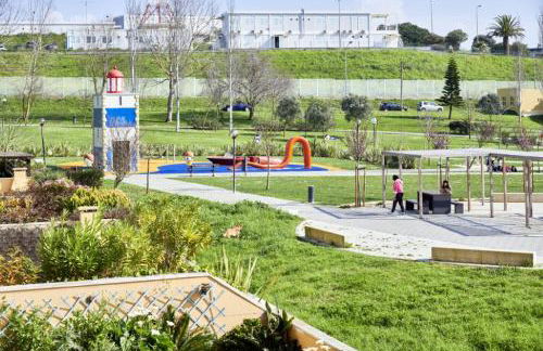 Carcavelos Apartment - Photo 3