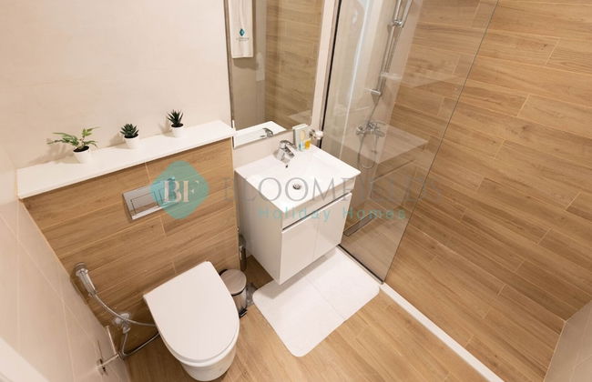 Cozy Canal View Apartment - 206 - Photo 3