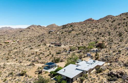 Casa Rocosa I Midcentury Home on 5 Private Acres Near Park - Foto 52