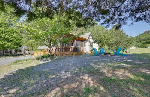 Guntersville Lake Home with Deck and Covered Boat Slip - Foto 16