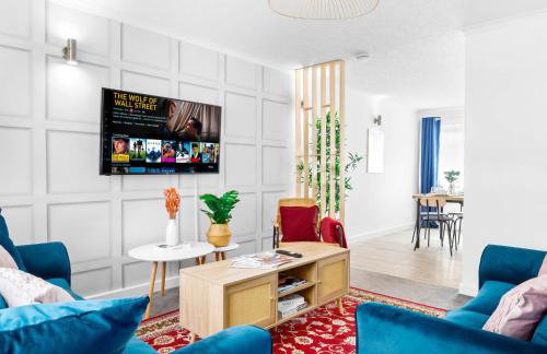 Chic 2 Bedroom Home - King-Size Beds - Garden - Parking 4VC - Foto 1