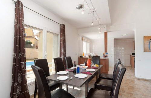 0339 Villa Fresno - Photo 16