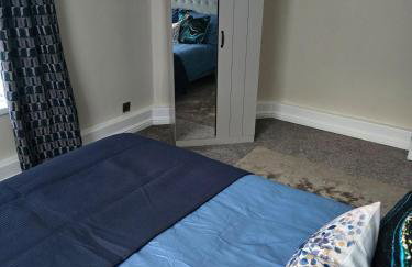 Contemporary & Spacious 1BD - Fireplace with Modern Comforts - Foto 8