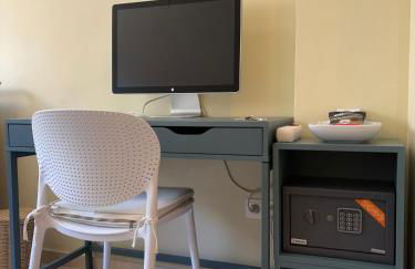 Work and Rest Away From Home - Photo 6