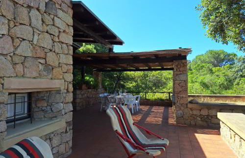 Villa La Lecceta surrounded by greenery and sea view with sunset - Foto 17