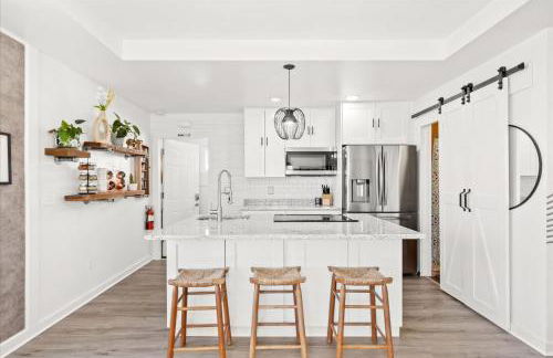 The Look-Out Private Rooftop 5 Minutes to the Beach & DownTown - Foto 19