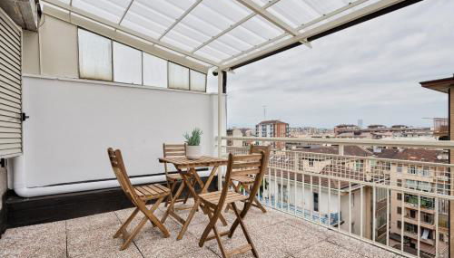 GuestHost - Urban House Carducci - Attic - Foto 4