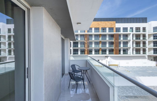 SuperHost - Comfort 1BR Centurion Onyx Retreat with Balcony - Foto 13