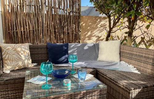 Le Nid Douillet, studio avec terrasse et parking à 400m des plages - Foto 3