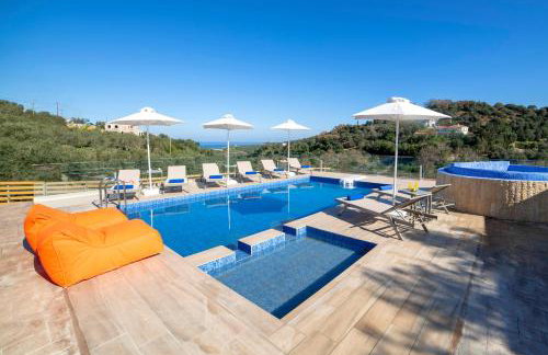 Etesians Villa, Heated Pool & Spa Whirlpool, BBQ, By ThinkVilla - Foto 5