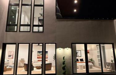 Architectural East Austin Home with Pool & Casita - Photo 23