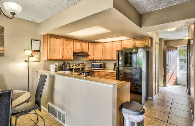 4 BR Country Home In Suburbs W/trails & Parks - Foto 16