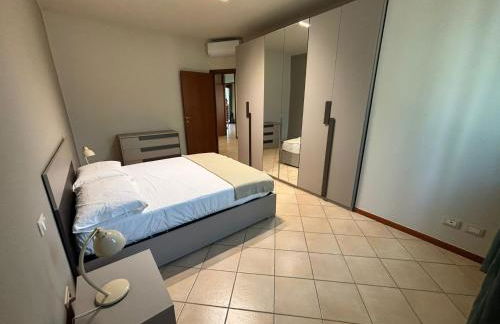 Padenghe Olive House - Ground-Floor Lake View Amid Olives - Foto 10