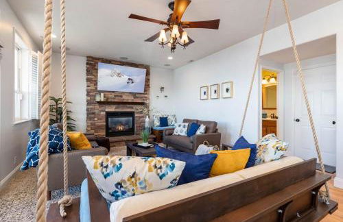 Adventure Retreat Hot Tub, Ping Pong, Close Mtn - Foto 3