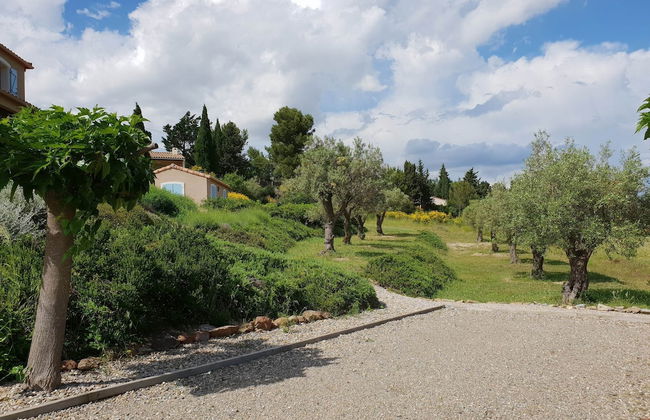 Villa With Heated Pool, Jacuzzi, Sports Field and Stunning Views - Photo 69