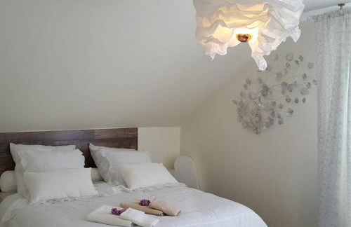 Le Havre by Leslodgespa - Confort et élégance, terrasse privée, proche de l'aéroport et de Bâle - Foto 9