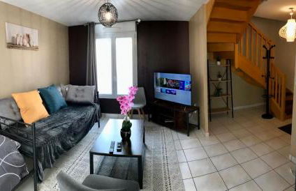 Agréable maison proche Gare avec parking gratuit - Foto 1