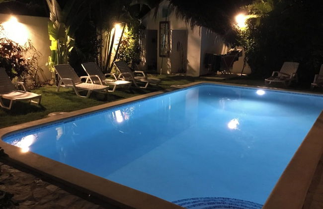 Pretty Caribbean Style Villa - Photo 13