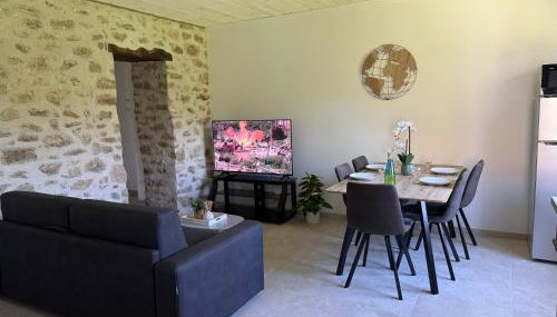 La Clé des Champs gîte de charme proche du Puy duFou - Foto 3