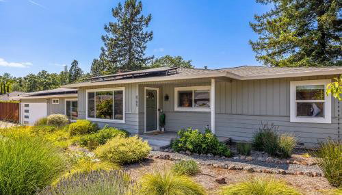 Happy House Getaway - Pool, Hot Tub & Wine Country - Foto 5