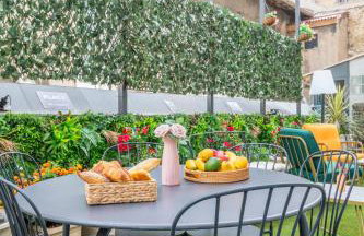 ADIRA Marseille Montgrand 2 étoiles - Foto 2