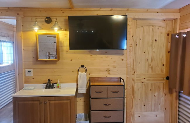 Glacier Acres Guest Ranch - Foto 13