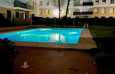 La Bodega del Mar - Luminoso y céntrico apto con piscina en verano y parking - Foto 15